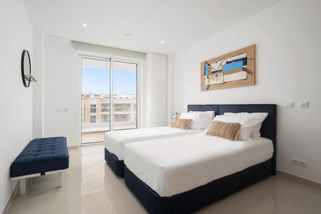 Marina View Modern Lagos Apartment Exterior photo
