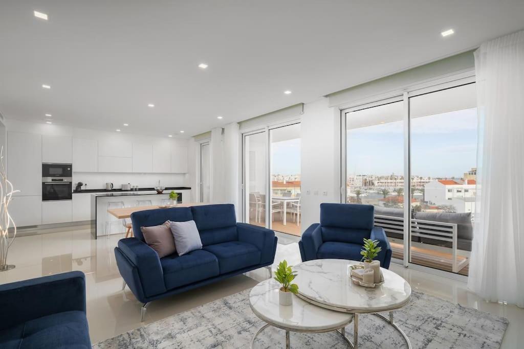 Marina View Modern Lagos Apartment Exterior photo